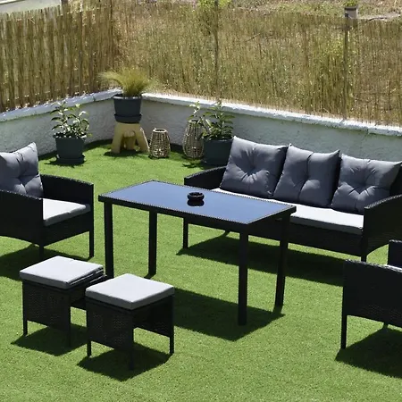 To Spitaki Dalamanara