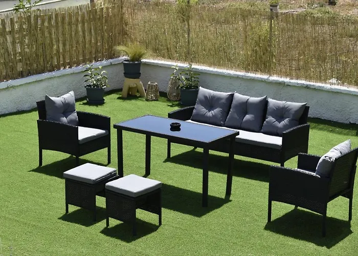 To Spitaki Dalamanara